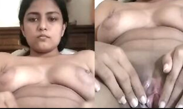 Desi Girl Chut Me Ungli Karti Hui Porn Videos