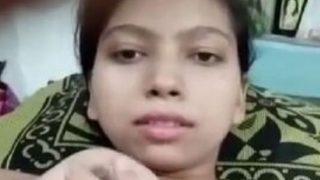 Sarla Bhabhi Apne Boobs Dabati Hui Porn Videos