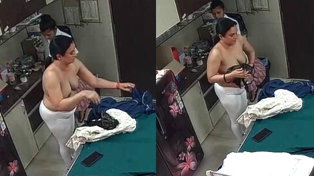 Bhabhi Changing Clothes In Clinic Captured In CCTV Archives
