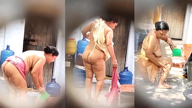 Horny Bhabhi Bathing Secretly Recorded Latest Video